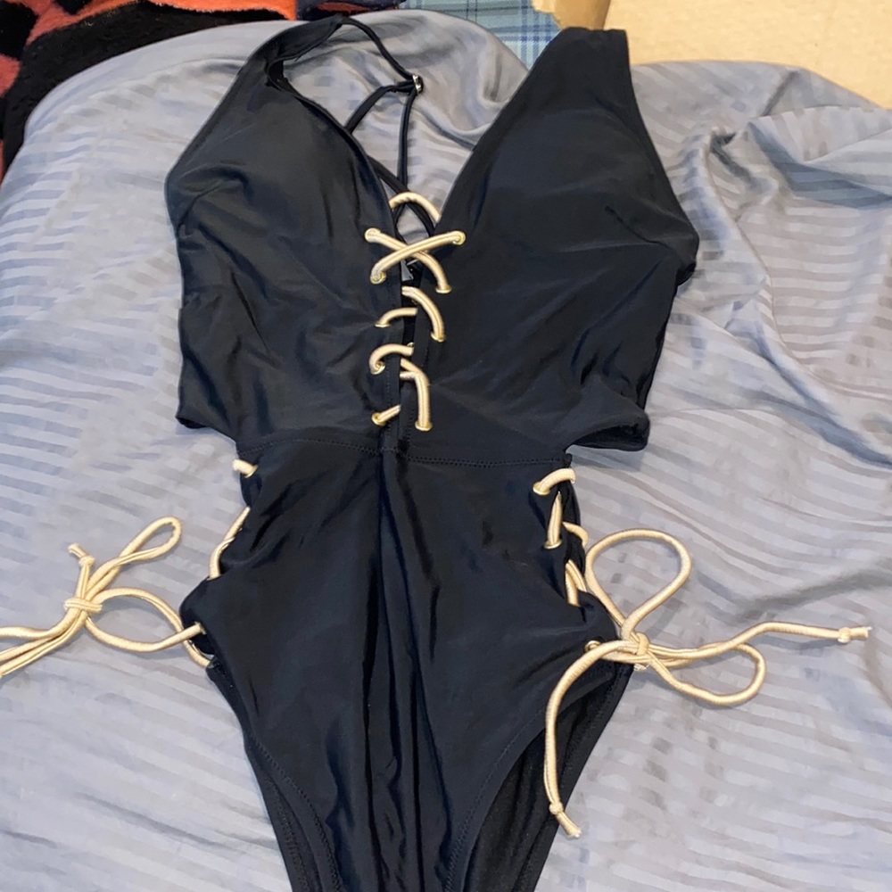 Fasion Nova Swim